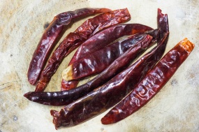 干辣椒调味蔬菜图片